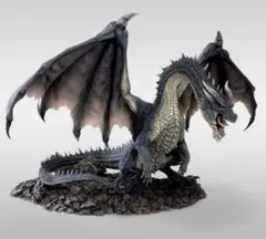 クリエイターズモデル　ミラボレアス　モンスターハンターフィギュア