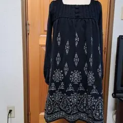 Item thumbnail for item dca7d8a1-3f87-4b61-a105-d4ab798e0b8e