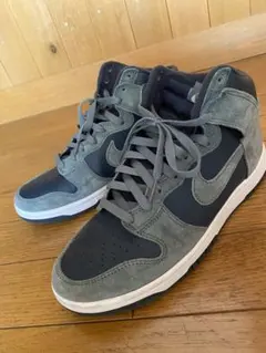 ダンク スニーカー