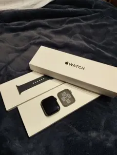 k*8様 【新品同等品】Apple Watch SE(第 2 世代)バンド付き