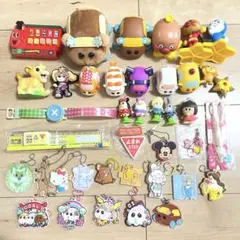 中古　アンパンマン　ソフビ　おもちゃ　ガチャ　ディズニー　キーホルダー　モルカー