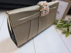 ベージュ　淡水パール　コーラル　スワロフスキー　ビーズ　リメイクパーティーバッグ