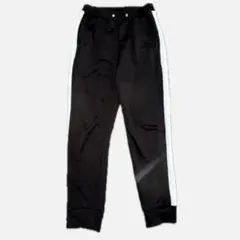 Item thumbnail for item 9daaea64-ff4b-4b20-8331-c41b629a7813