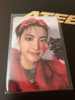 ATEEZ ユノ BAD MAKESTAR 特典トレカ いちご - メルカリ