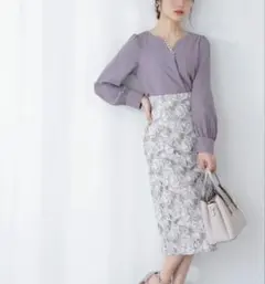 カットワークレースタイトスカート