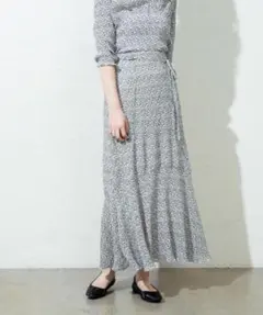 mystic 楊柳花柄マーメイドスカート　ブラック　フリーサイズのサムネイル