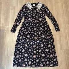 ローラアシュレイ　黒地花柄長袖ワンピース