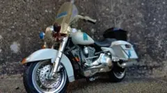 Item thumbnail for item 5271b2e5-f051-4fe8-87e8-ae96bdafc874