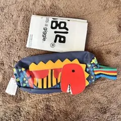 新品タグ付き　Smiggle スミグルペンケース　筆箱　恐竜デザインポーチ