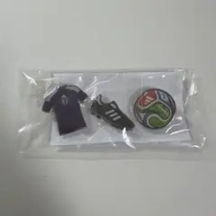 非売品！ adidas サッカー日本代表 ピンバッジ 3点セット