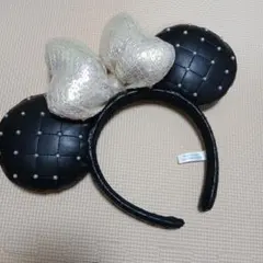 ディズニー　ミニー　カチューシャ 黒　スパンコールリボン