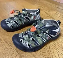 22cm！KEEN キッズ サンダル カモフラ柄　水陸両用
