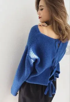 美品 RESEXXY リゼクシー 完売 バックレースアップニットトップス ブルー