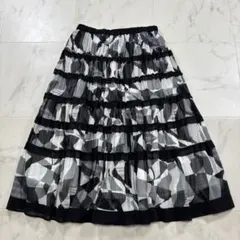 【美品】ヒロコビス シフォンフレアスカート プリーツ ロング丈 総柄 9 黒 白のサムネイル