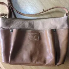 folnaショルダーバック