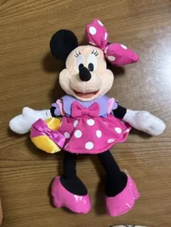 ミニーぬいぐるみバッジ　ピンク