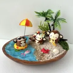 どんぐりアート　さるさんのミニ南国ビーチのサムネイル