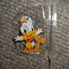 ディズニーリゾート　ドナルドピンバッジ