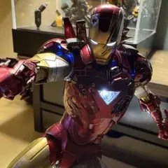 threezero アイアンマンMark6 バトルダメージver 電飾仕込みのサムネイル
