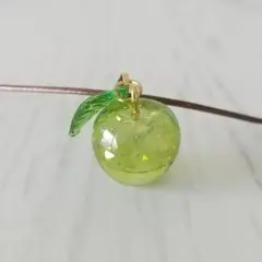 No.2451 青りんご ネックレス(小) ハンドメイド レジン