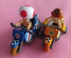 マリオカート　 プルバックバイク　2体