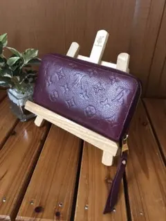 ルイヴィトン アンプラント ジッピーウォレット　現行