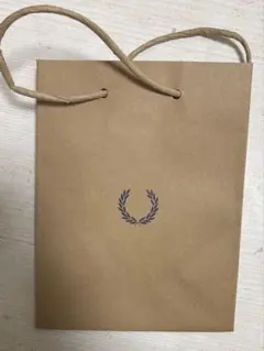 FRED PERRY 紙袋