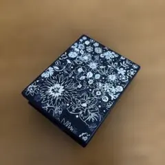 ケースのみ！DECORTÉ Translucent Setting Powderのサムネイル