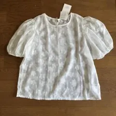 新品　グリーンパークス 花柄　パフスリーブ ブラウス　シースルーのサムネイル