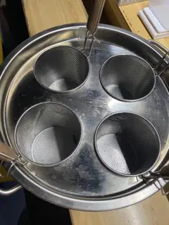 【中古品】業務用 ステンレス製 ゆで麺器（テボ4個・専用蓋セット）