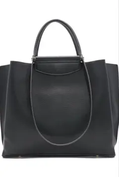 グッシオイタリー ブラックレザートートバッグ