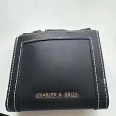 CHARLES & KEITH ブラック二つ折り財布