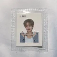 ソンミン CLOSEYOUREYES CU ステッカー