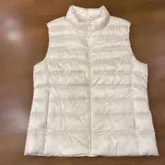 新品未使用UNIQLOホワイト キルティングダウンベスト