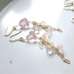 【A】ローズクォーツ ハートコンケーブとブリオレットドロップ オパールのピアス