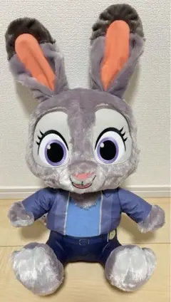ズートピア2 スーパーラージぬいぐるみ　　　　　ジュディ・ホップス