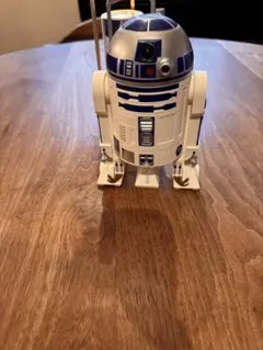 スターウォーズ R2-D2 小物入れ フィギュア（高さ約17cm）