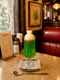昭和レトロ 純喫茶のキリンさんパフェ 食品サンプル - メルカリ