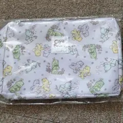 おむつポーチ2つ