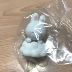 サンリオ　しろふわ雲でおひるね　シークレットマスコット　　チアリーチャム