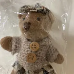 くまのブローチ