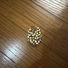 ブローチセット ホワイトシルバーとゴールド