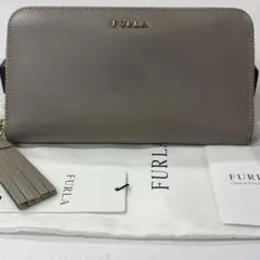 新品同様‼️ フルラ　FURLA バビロン　タッセル　長財布　ラウンドファスナーのサムネイル