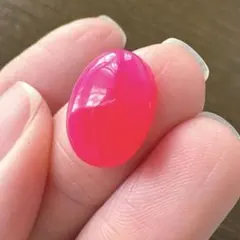 大粒フューシャピンクカルセドニー