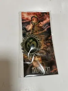 Mrs. GREEN APPLE エンブレムキーホルダー