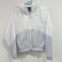Under Armour フード付きウィンドブレーカー
