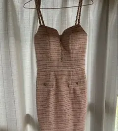 an ピンク系ツイードタイトドレス