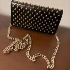 スタッズ装飾 黒 ショルダーバッグ