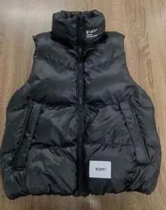 WTAPS ブラック ダウンベスト 中古・古着通販】stussy (ステューシー) WTAPS (ダブルタップス