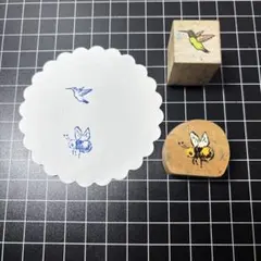ハチドリとハチのスタンプのサムネイル